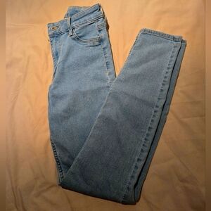 Skinny jeans